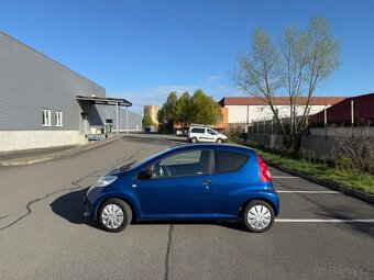 PEUGEOT 107 VAN 1,0i 50kW - 1. maj- 52000km - 2 místa - 2