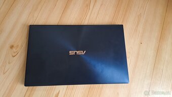 Asus Zenbook UX533F - 2
