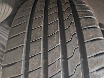 235/45R19 99W XL Firestone - 2