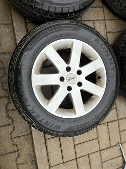 4x litá kola 5x114 R16, zimní pneu 80% - 2