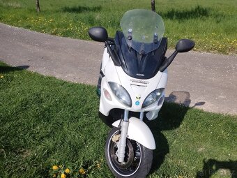 Piaggio X9 500 - 2
