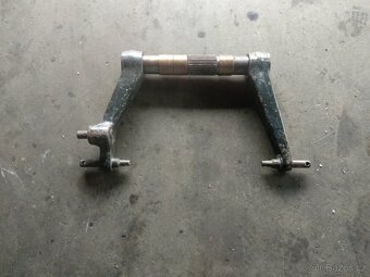 Ramena víka hydrauliky Zetor 5211,5245-7711,7745 - 2