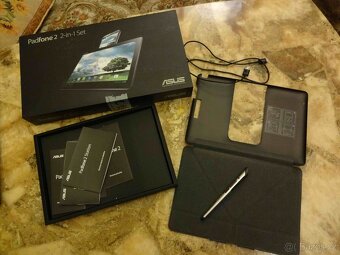 Asus PadFone 2 64GB i s dokovací stanicí - 2