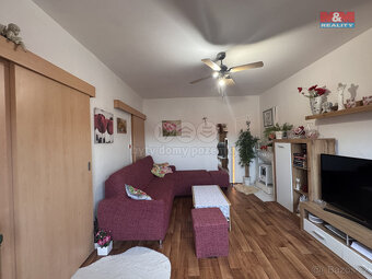 Prodej bytu 2+1, 50 m², Zbýšov, ul. Majrov - 2