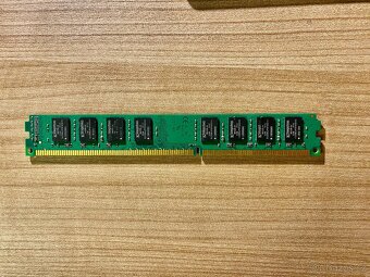 operační paměti RAM DDR3 KVR1333 2GB Kingston - 2
