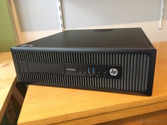 PC HP ProDesk 600 G1, monitor EIZO 22 - 2
