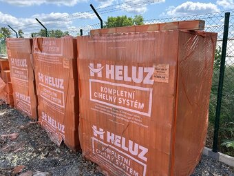 Heluz UNI 30 broušená - 2