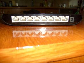 Switch TP-Link TL-SG1008D - 2