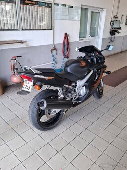 Honda CBR 600F - 2