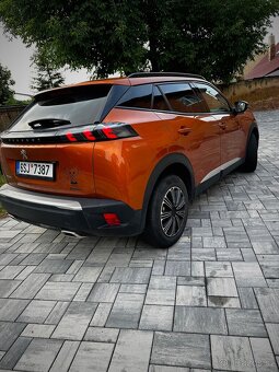 Peugeot 2008 SUV - 2