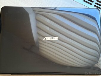 Asus R556L - 2
