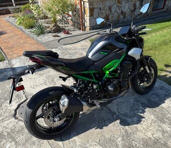 Kawasaki Z900 - 2