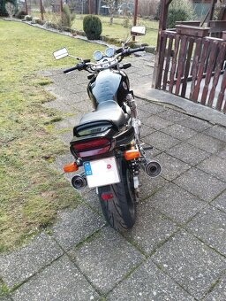 YAMAHA XJR 1300 (2001) - 2