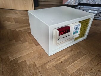 trezor s elektronickým zámkem DR Heindl - 2