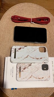 Prodám bílý iPhone 11 64GB v super stavu - 2