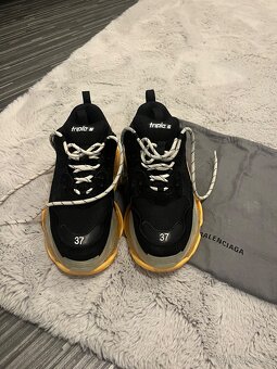 Balenciaga Triple S - 2
