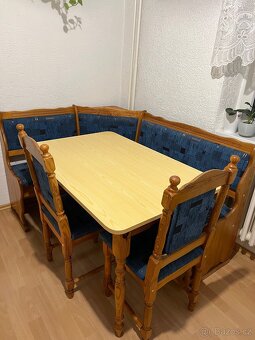Rohová kuchyňská lavice - 2