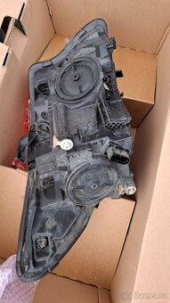 Přední světlo Mercedes Vito W447 - 2