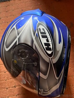 Helma na motorku - 2