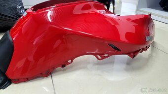 Kryt nádrže Ducati Multistrada V4 - 2