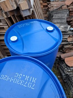 Plastové sudy 220 litrů - 2