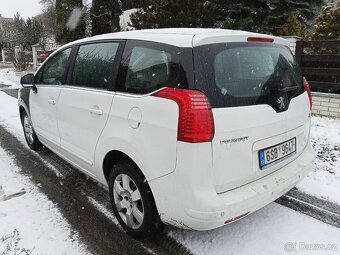 Peugeot 5008 2.0Hdi 110kw rok 2014 - 2