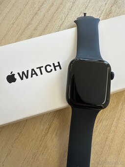 Hodinky Apple Watch SE 44mm - 2