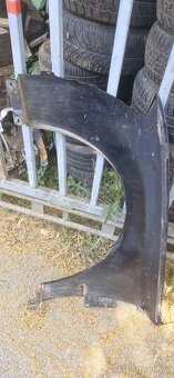 Pravy predni blatnik audi A8 4E D3 - 2