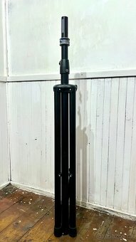 Profi stojan na reprobox K&M - 2