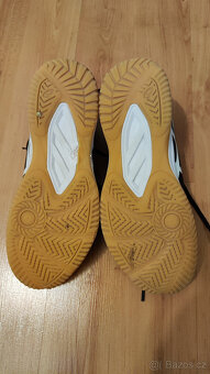 Tenisky sálovky Asics vel. 41,5 - 2