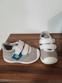 Boty vel. 22 Baťa - 2