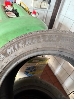 225/55 r18 zimní pneu Michelin - 2