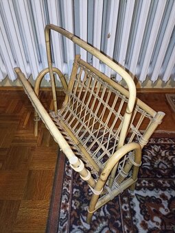 Stojan (koš) na noviny - 2