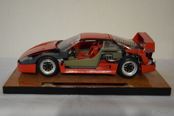 Ferrari F 40  řez 1:18 - 2