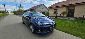 Toyota Auris 1,8 Hybrid  2015 - 2