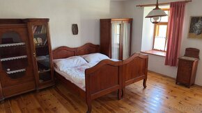 stará stylová ložnice - 2