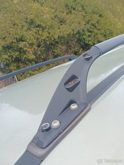 Land Rover Freelander - 2
