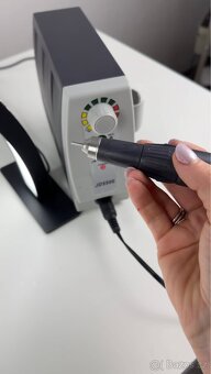 Bruska JD5500 pro manikérku nebo pedikérku - 2
