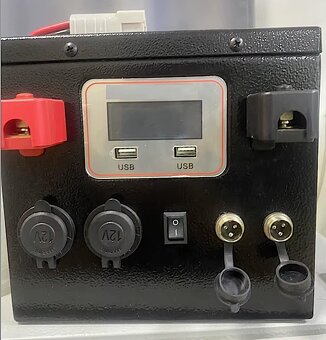 Baterie / Akumulátor LiFePO4 12,8V 100Ah s BMS a displejem - 2