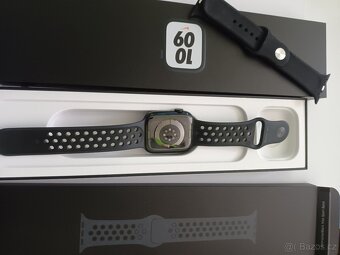 Prodám hodinky Apple watch 7 Nike. - 2
