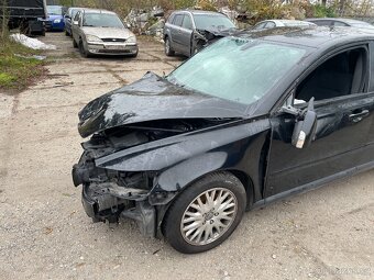 Volvo V50 2010 , 2.0 TDI 100kw - 2