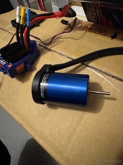 Traxxas Velineon 3500 + vxl-3s - 2