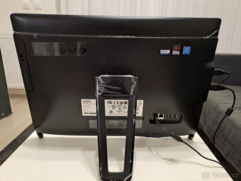 PC v monitoru Lenovo IdeaCentre C20-00 - 2