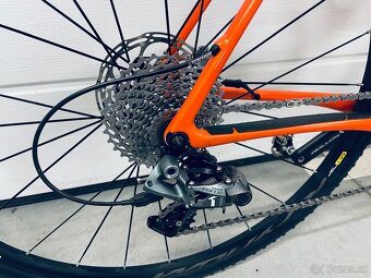 Ciklokroska Cannondale karbonová - 2