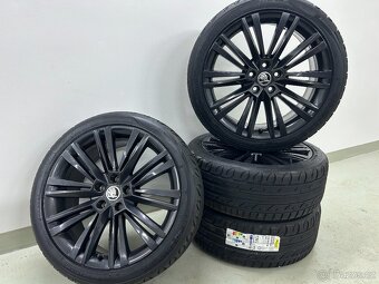 letní originál sada Škoda Superb III Canopus 19" 5x112 - 2