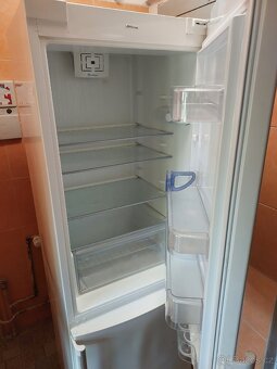 Lednice whirlpool 190cm - 2