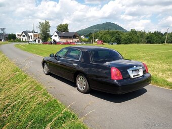 Lincoln TownCar SignatureSeries 4,6i V8 161kW - 2