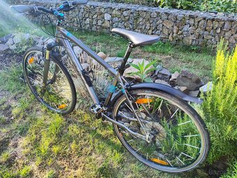Trekové kolo FELT QX90, 1. MAJITEL, Rám L, kola 28 - 2