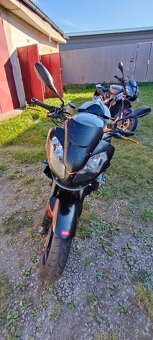 Aprilia Tuono 1000 R 2007 + další s poruchou elektroniky - 2