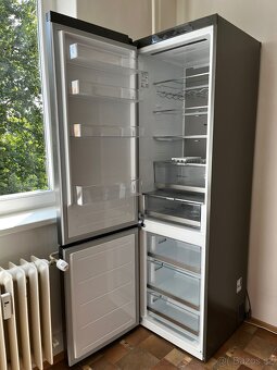 Lednice LG GBV7280BPY - 2